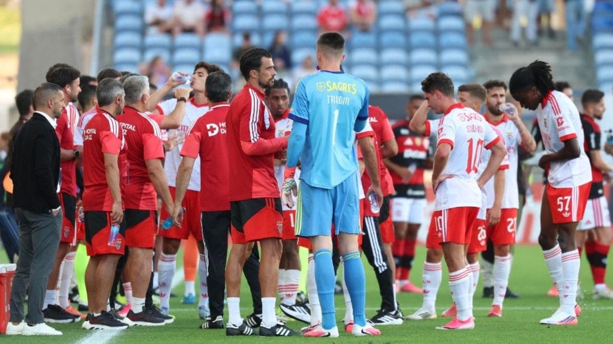 Flamengo e Benfica se enfrentaram em torneio amistoso