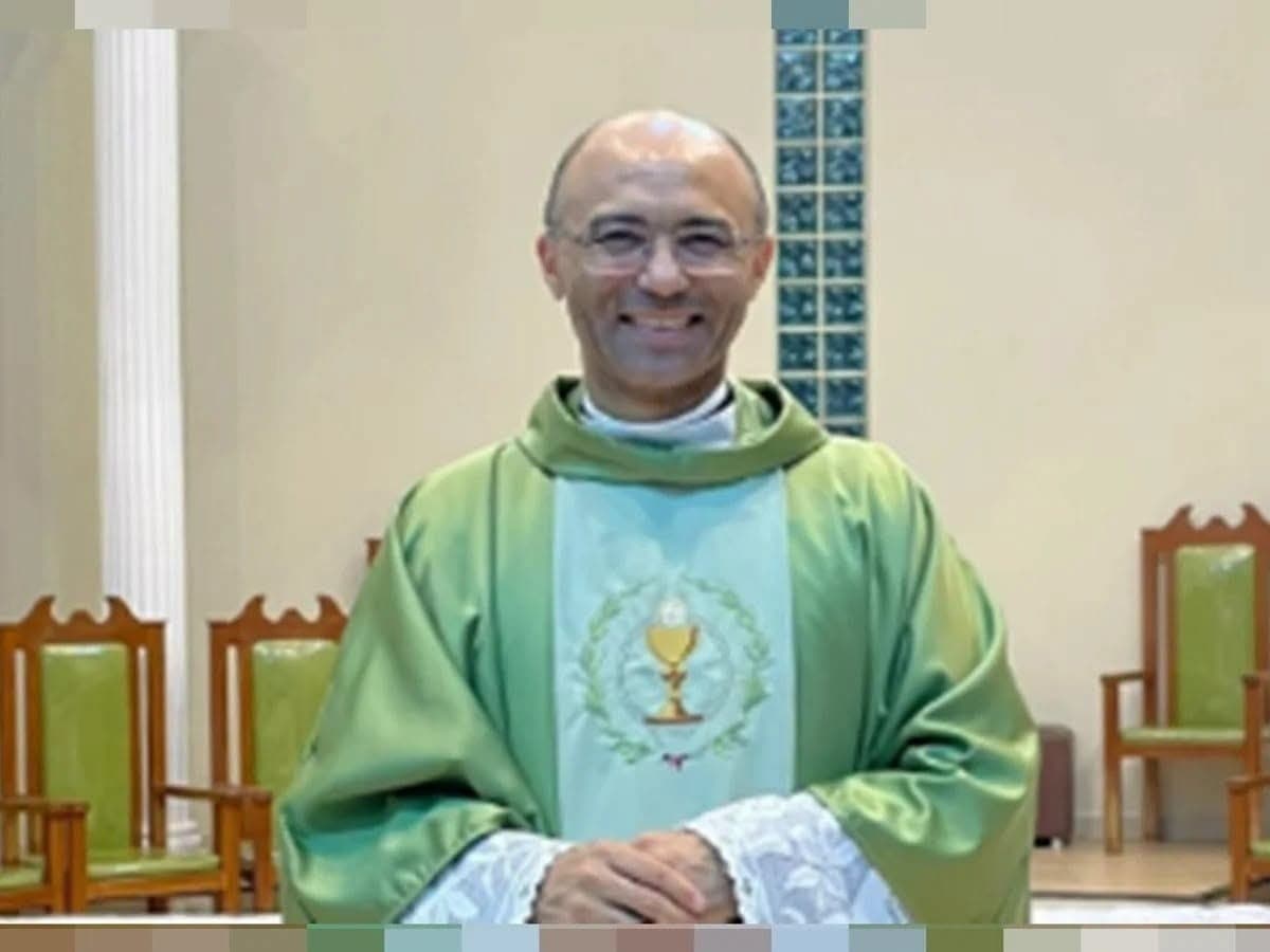 Padre Françoá Rodrigues Figueiredo Costa