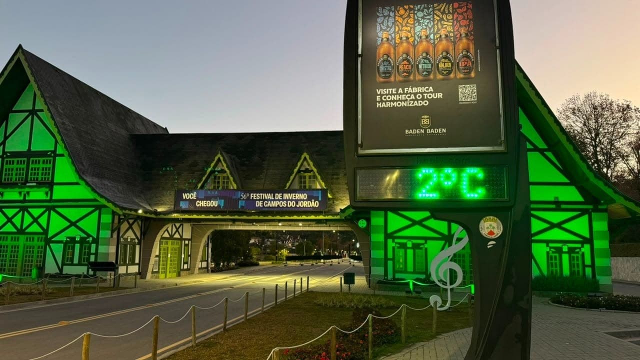 Por volta das 6h, os termômetros registravam 2°C, confirmando mais uma manhã de temperaturas baixas na cidade mais alta do Brasil.