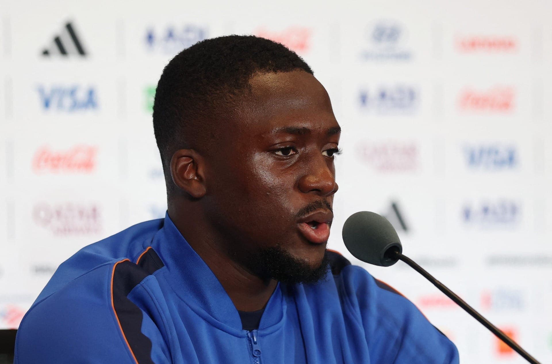 Konaté durante coletiva de imprensa antes da disputa de 3º lugar na Copa do Mundo