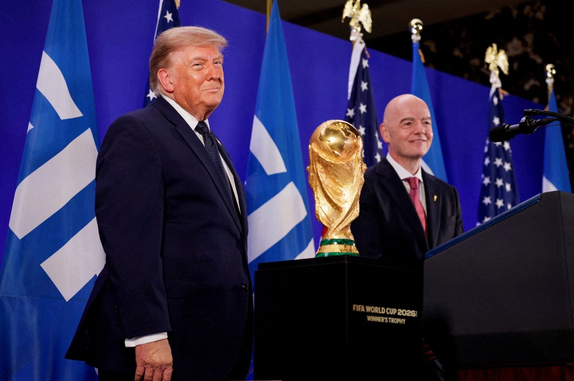 Donald Trump e Infantino em evento na Trump Tower