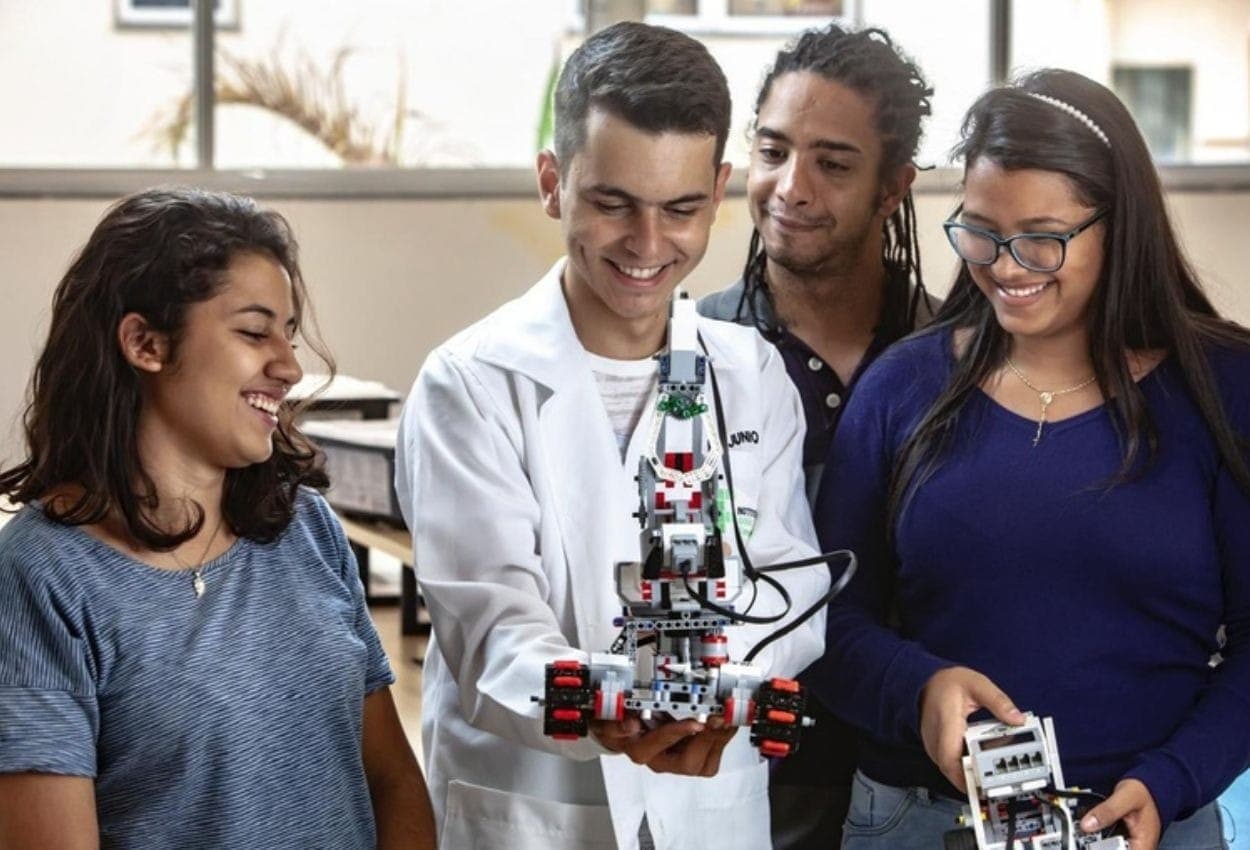 Estudantes têm até domingo (19) para se inscrever no Fies do segundo semestre