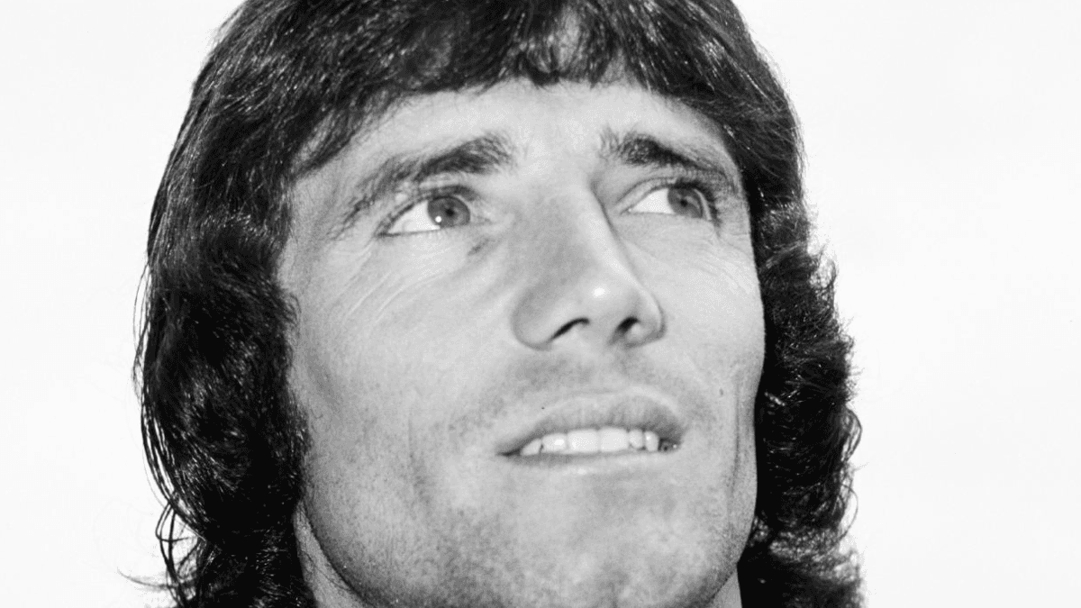 Kevin Keegan, ídolo do Liverpool, morre após luta contra câncer