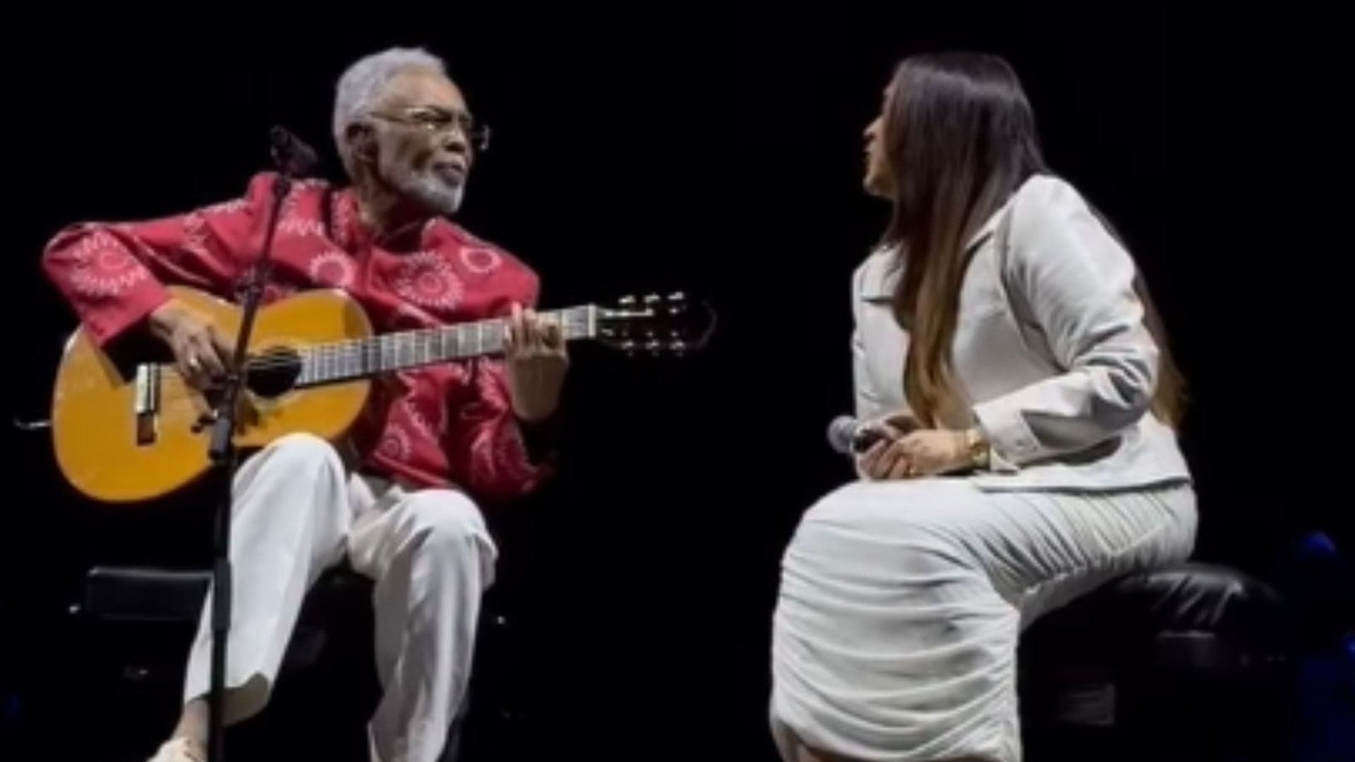 Preta Gil e Gilberto Gil em show no Allianz Parque, em abril de 2025
