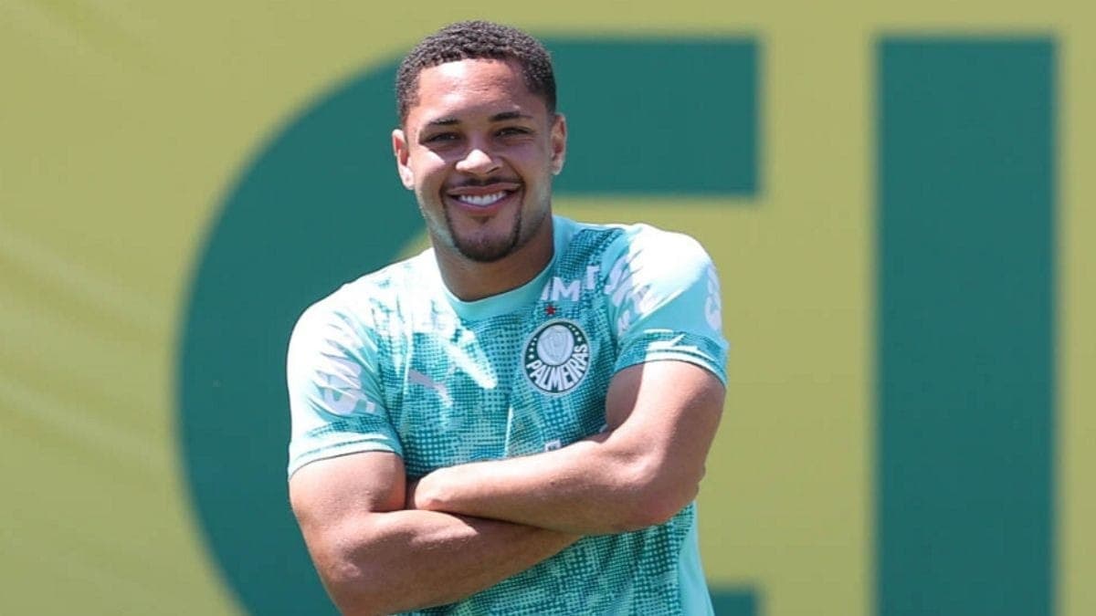 Vitor Roque deve ser reforço para o Palmeiras contra o Coritiba