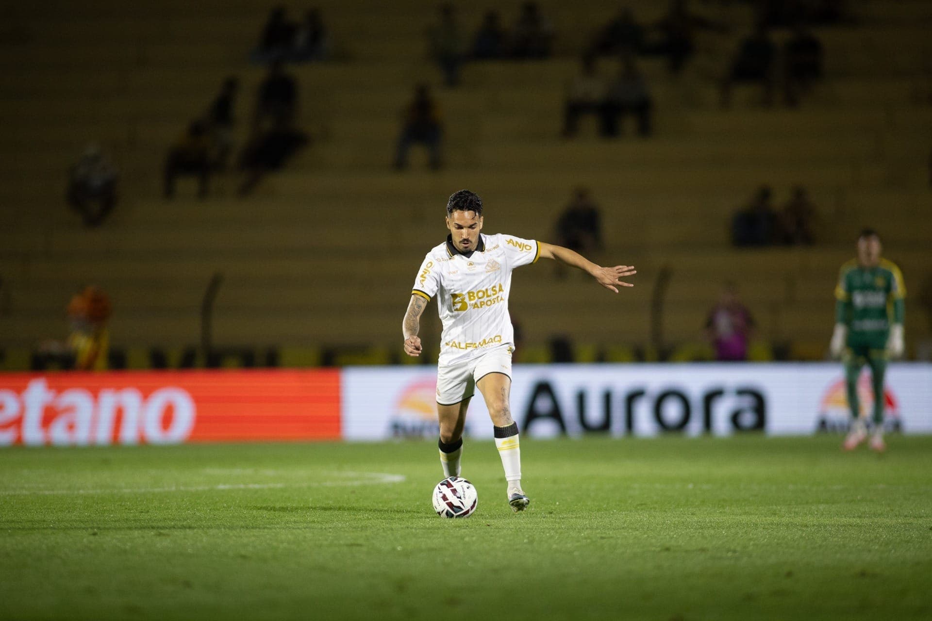 Gui Lobo, do Criciúma, em vitória contra o Novorizontino pela Série B