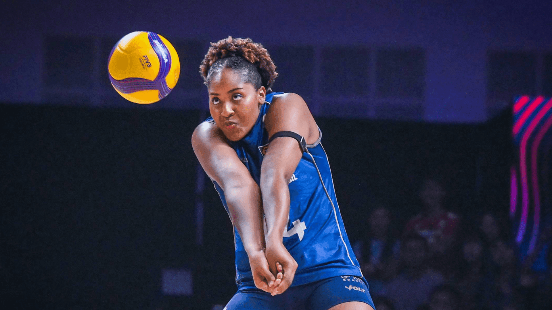 Ana Cristina lidera virada do Brasil sobre Japão na VNL