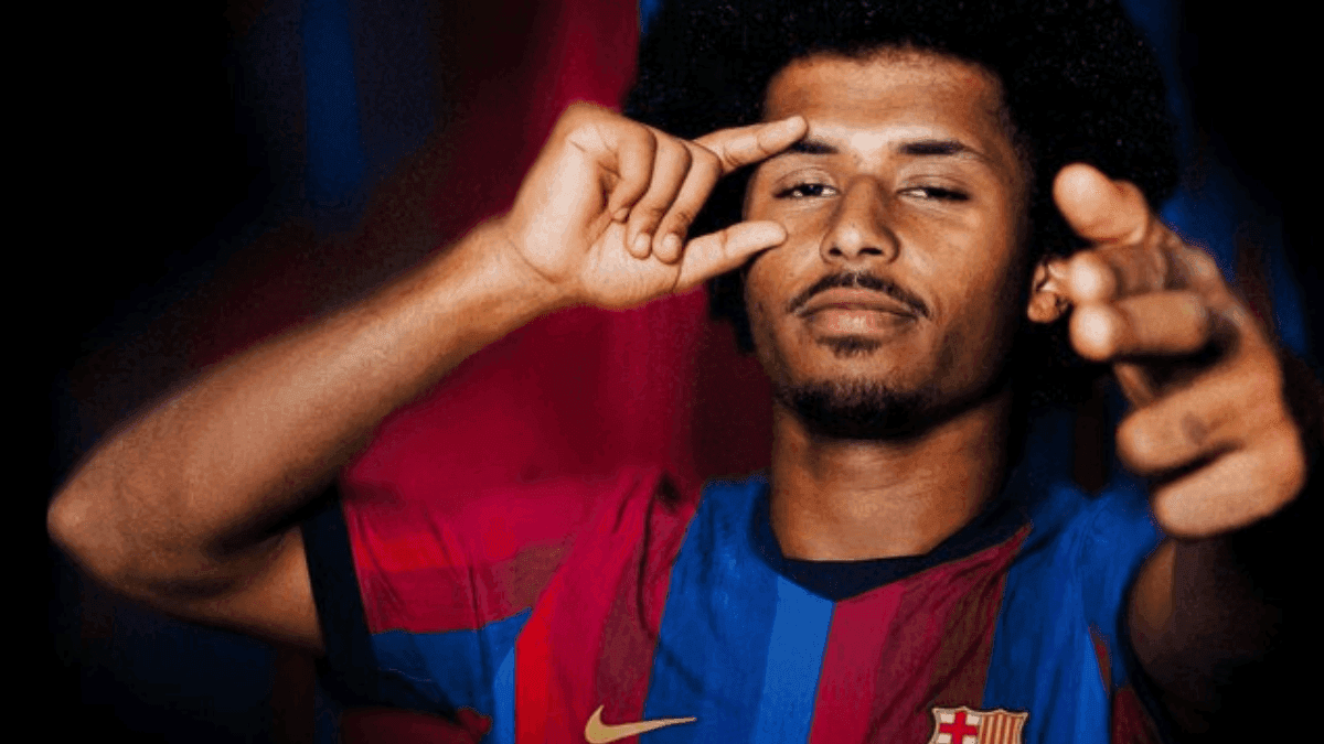 Atacante Karim Adeyemi é o novo reforço do Barcelona