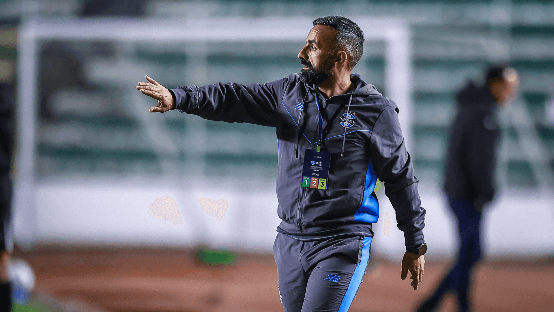 Vitor Severino, auxiliar técnico
