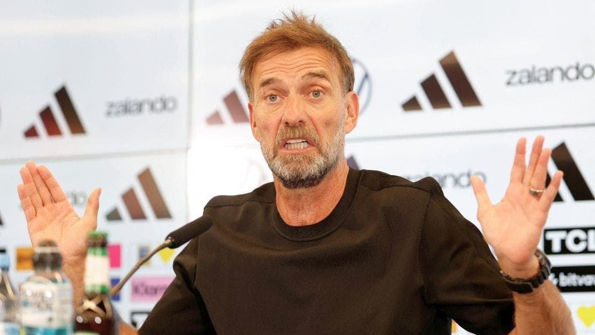 Jürgen Klopp em sua apresentação na Alemanha