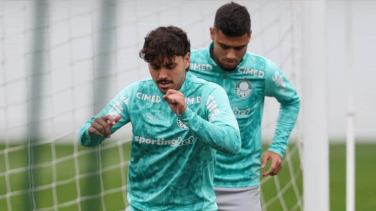 Mauricio durante treino do Palmeiras