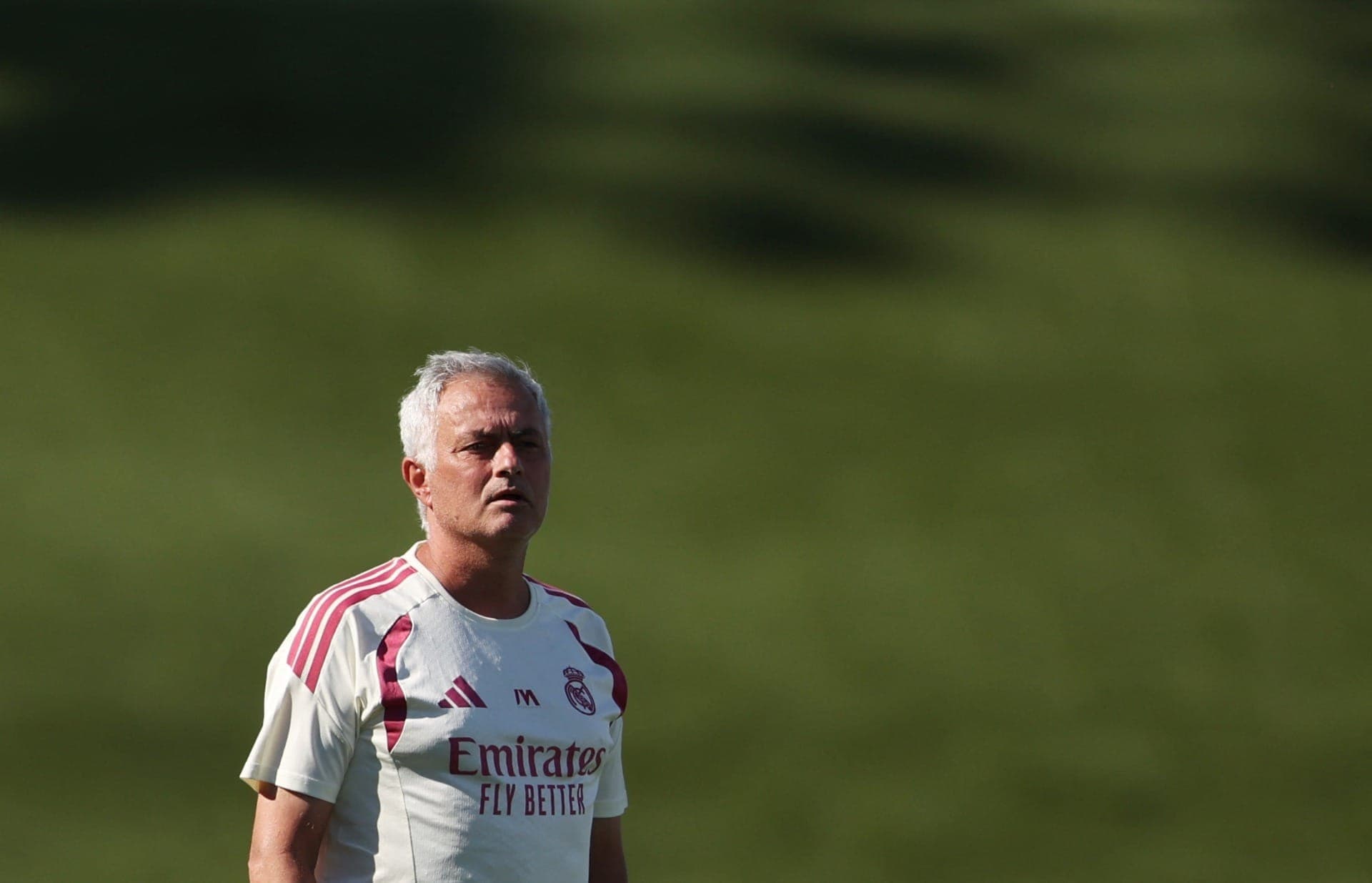 Mourinho, técnico do Real Madrid, durante o treino