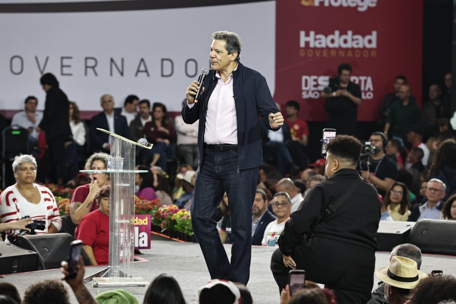 Haddad durante evento de oficialização da candidatura ao governo de SP