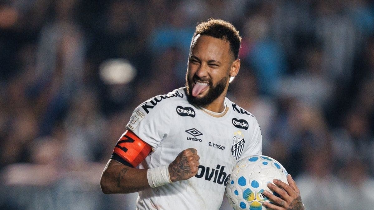Neymar comemora gol pelo Santos