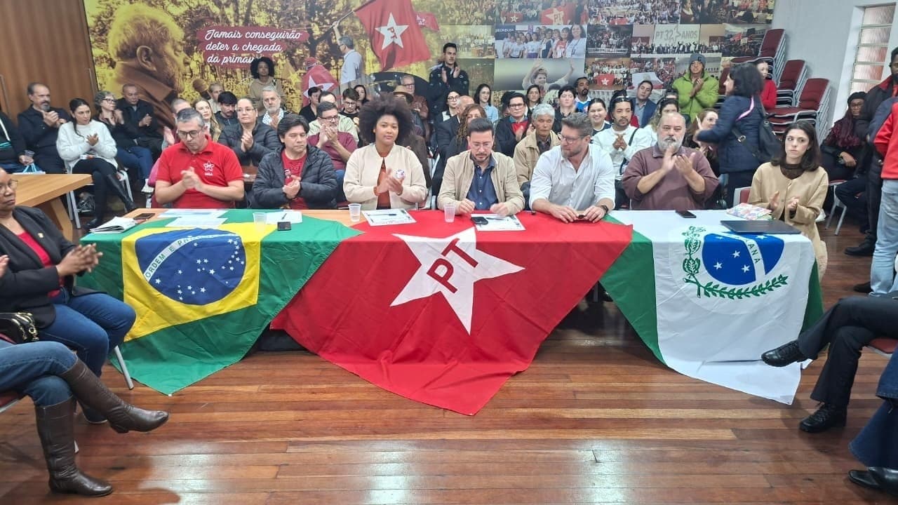 PT-PR confirma Lula presidente, Gleisi e Rosinha ao senado e apoio a Requião FIlho para governo do Paraná
