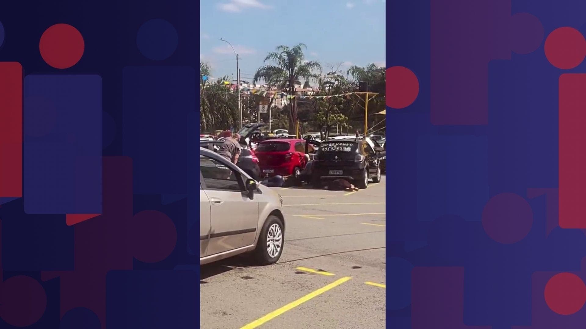 Vídeos que circulam nas redes sociais mostram pessoas se escondendo dos tiros na Cidade Alta