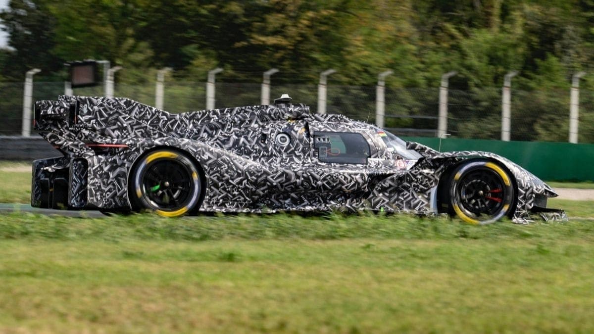 Ferrari testa possíveis atualizações para o 499P em Monza