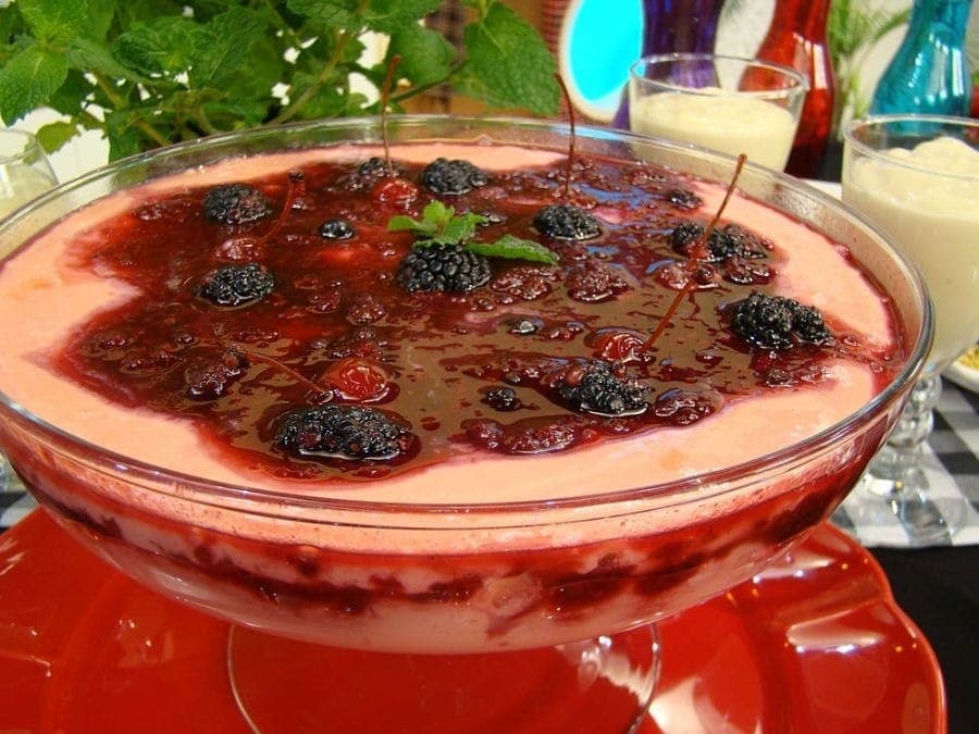 Mousse feito no liquidificador leva ingredientes simples e fica muito saboroso