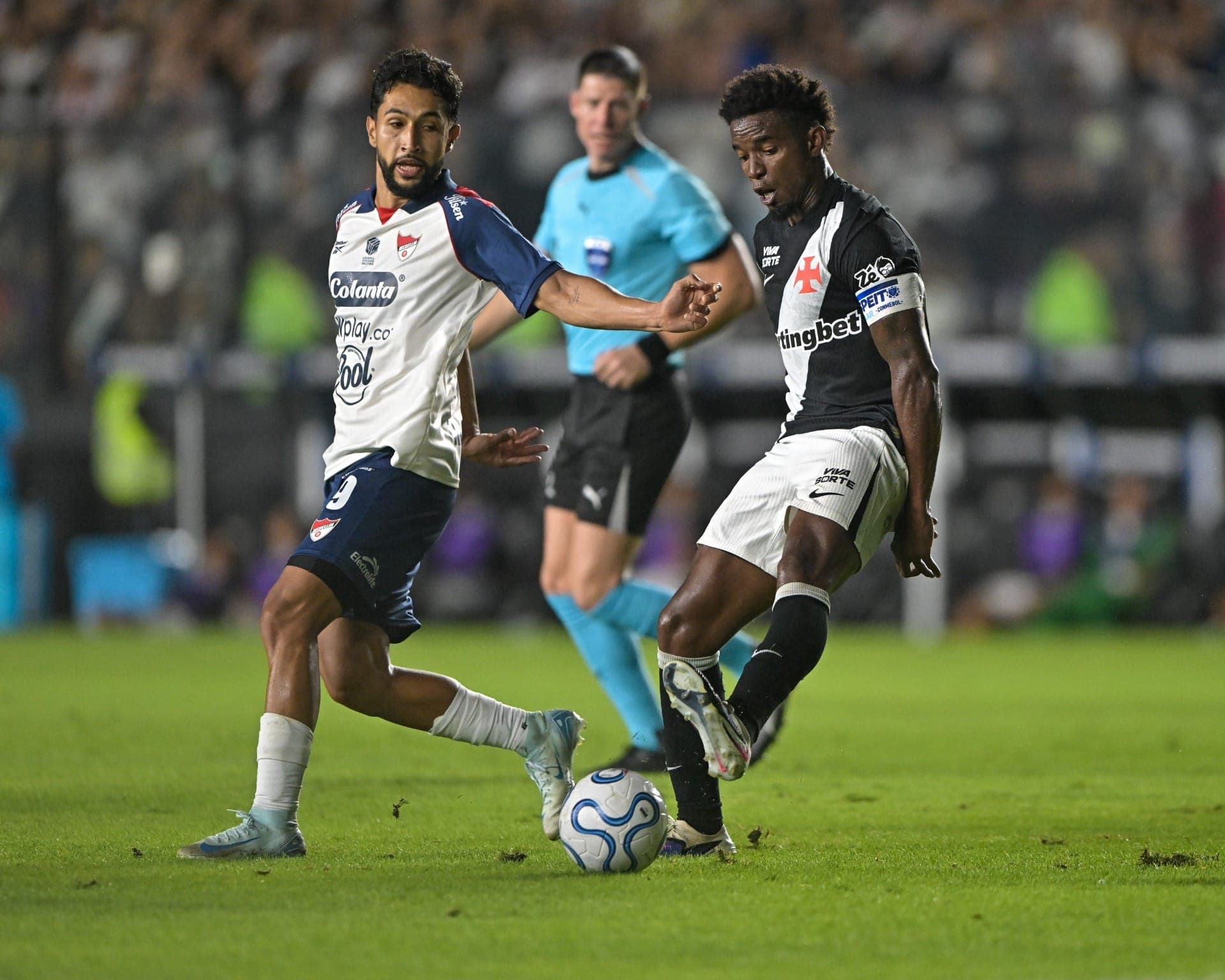 Vasco da Gama vence o Medellín e vai às oitavas da Copa Sul-Americana