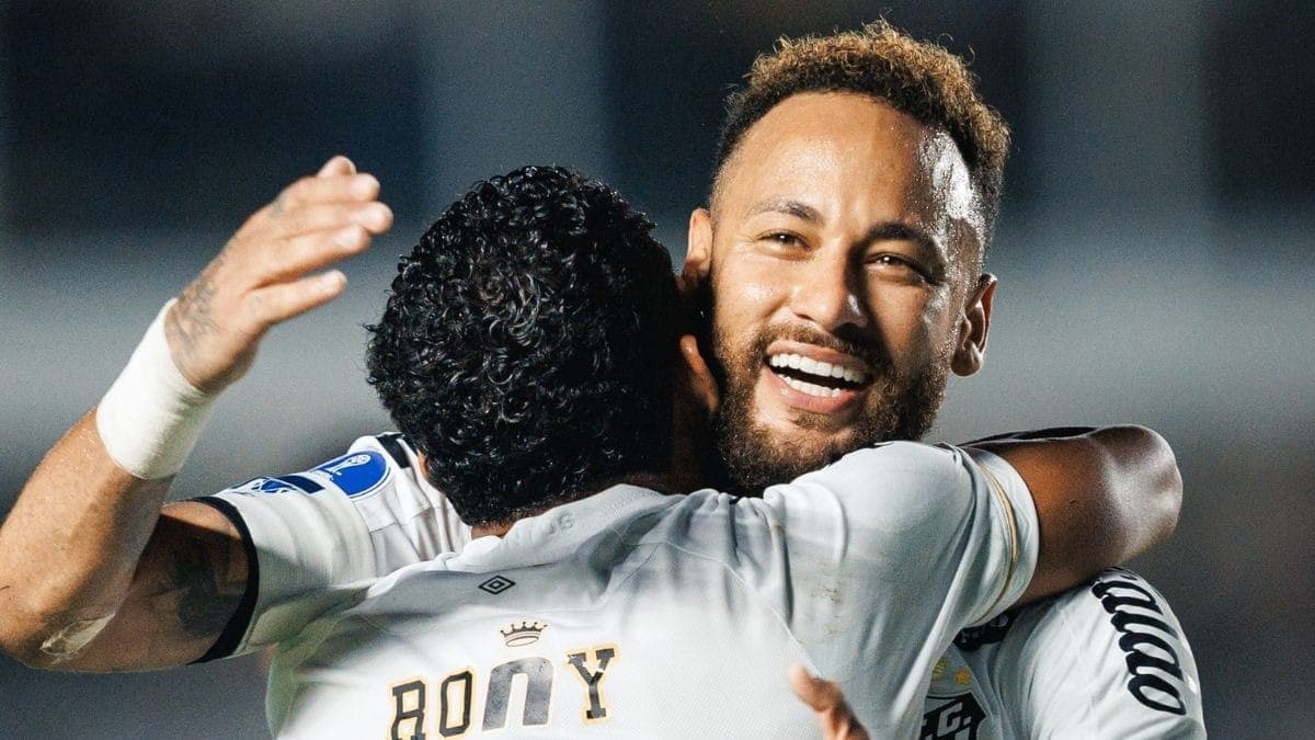 Neymar e Rony estarão em campo pelo Santos contra o Remo
