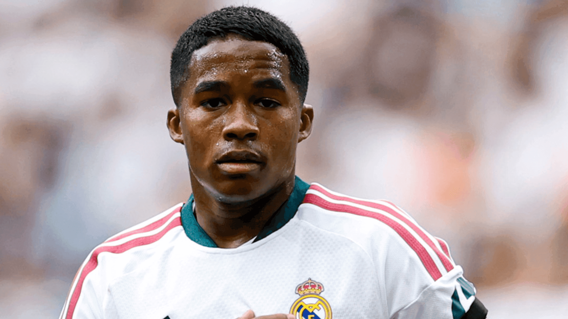Endrick comemora gol pelo Real Madrid em amistoso contra Fiorentina