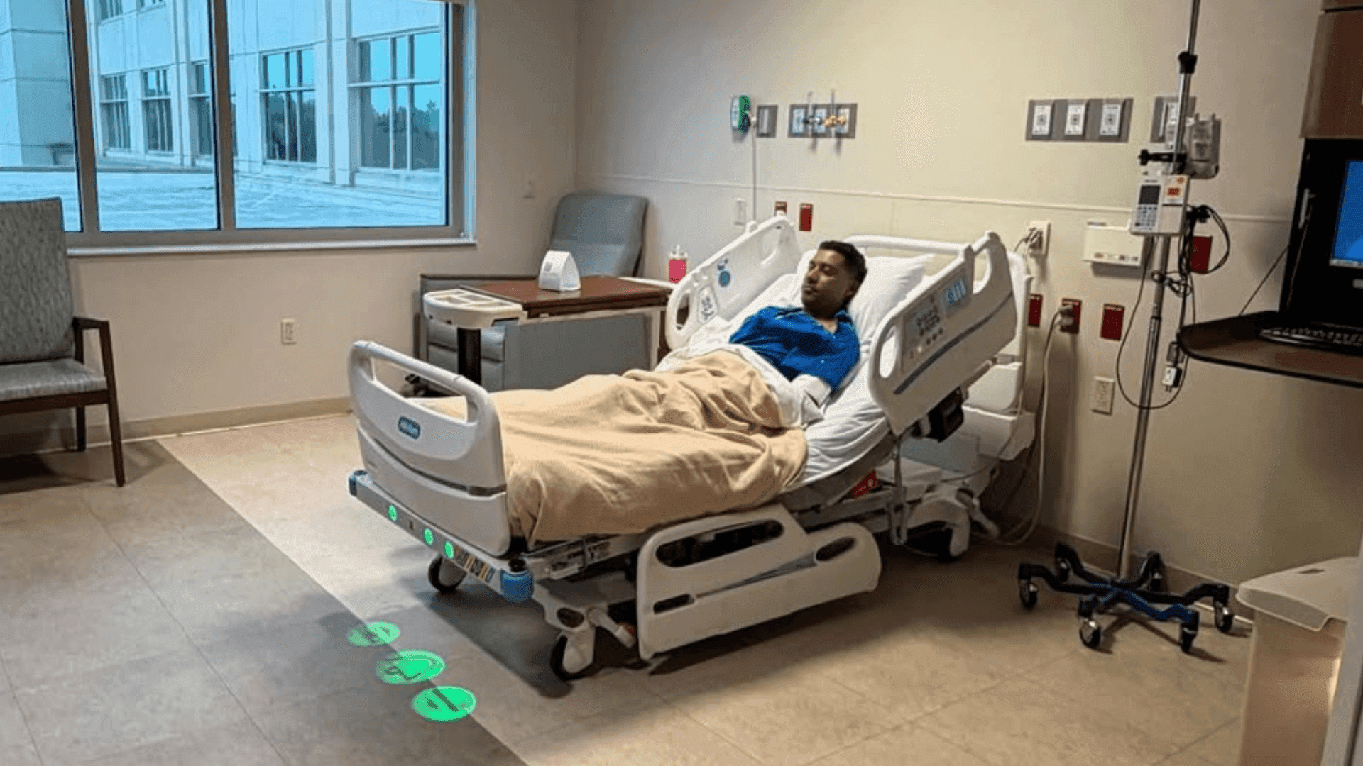 Kléberson no hospital após passar por cirurgia por dores no peito