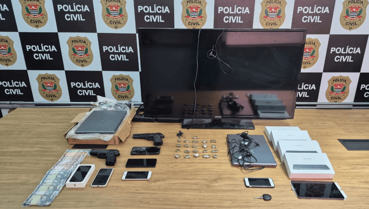 Prisões ocorreram durante a operação Operação Lousa, realizada na manhã desta segunda-feira (3)