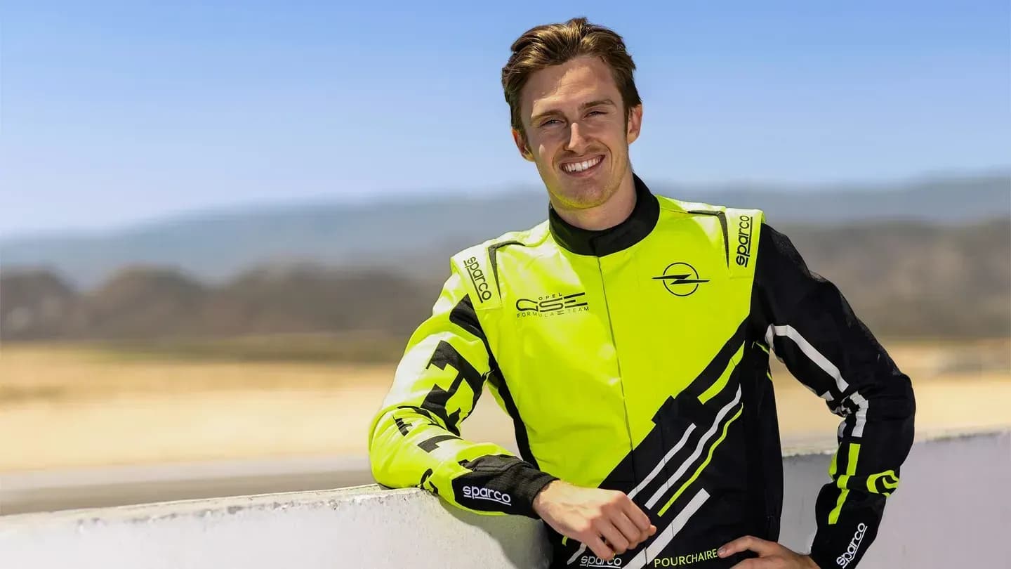 Théo Pourchaire fará estreia na Fórmula E com a Opel