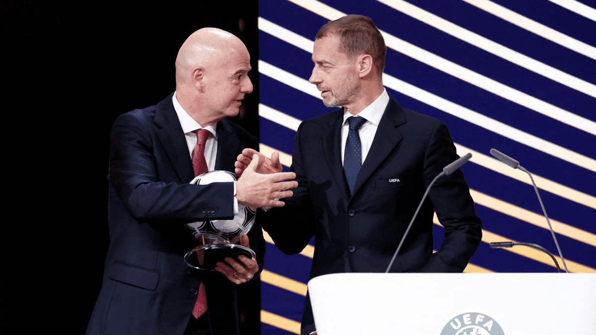 Gianni Infantino e Aleksander Ceferin, presidente da Uefa