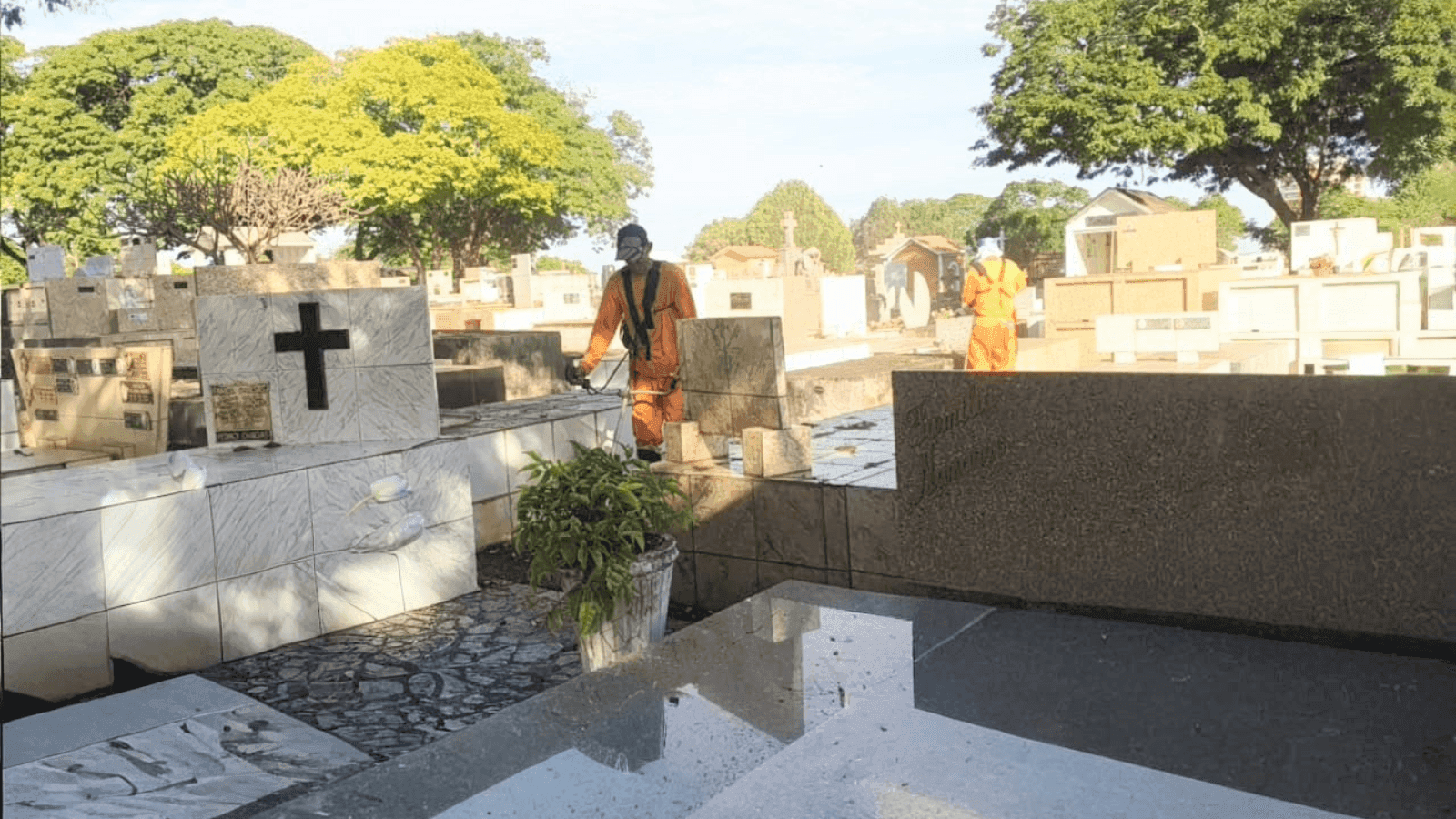 Mutirões de limpeza e zeladoria estão em andamento
