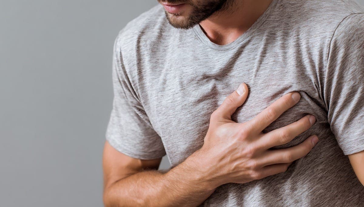 Sintomas de infarto: veja as diferenças entre homens e mulheres
