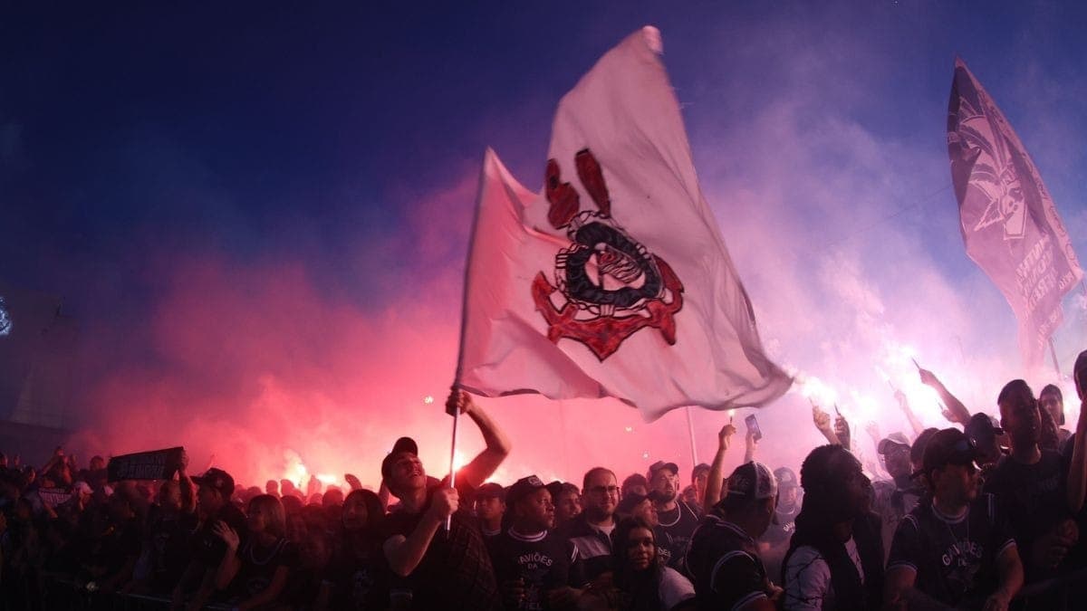 Corinthians recebe o Inter pela Copa do Brasil