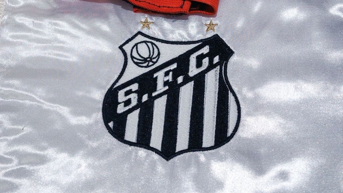 Santos encaminha venda de SAF