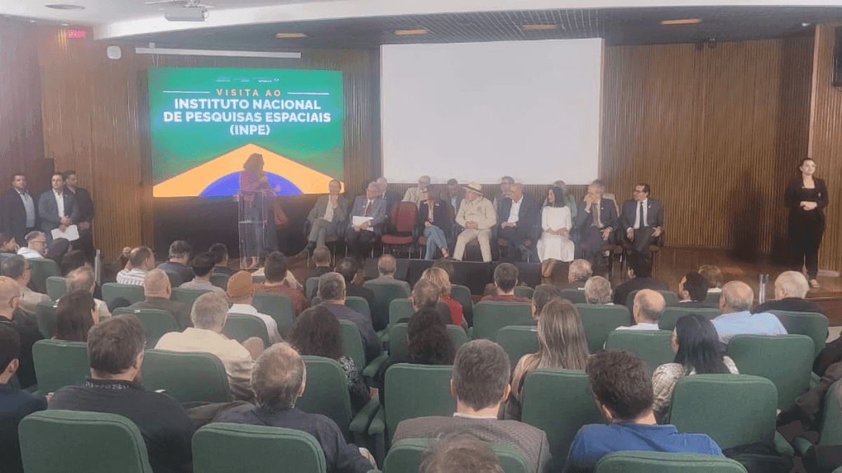 Visita ao INPE: Lula comparece à divulgação de dados sobre desmatamento