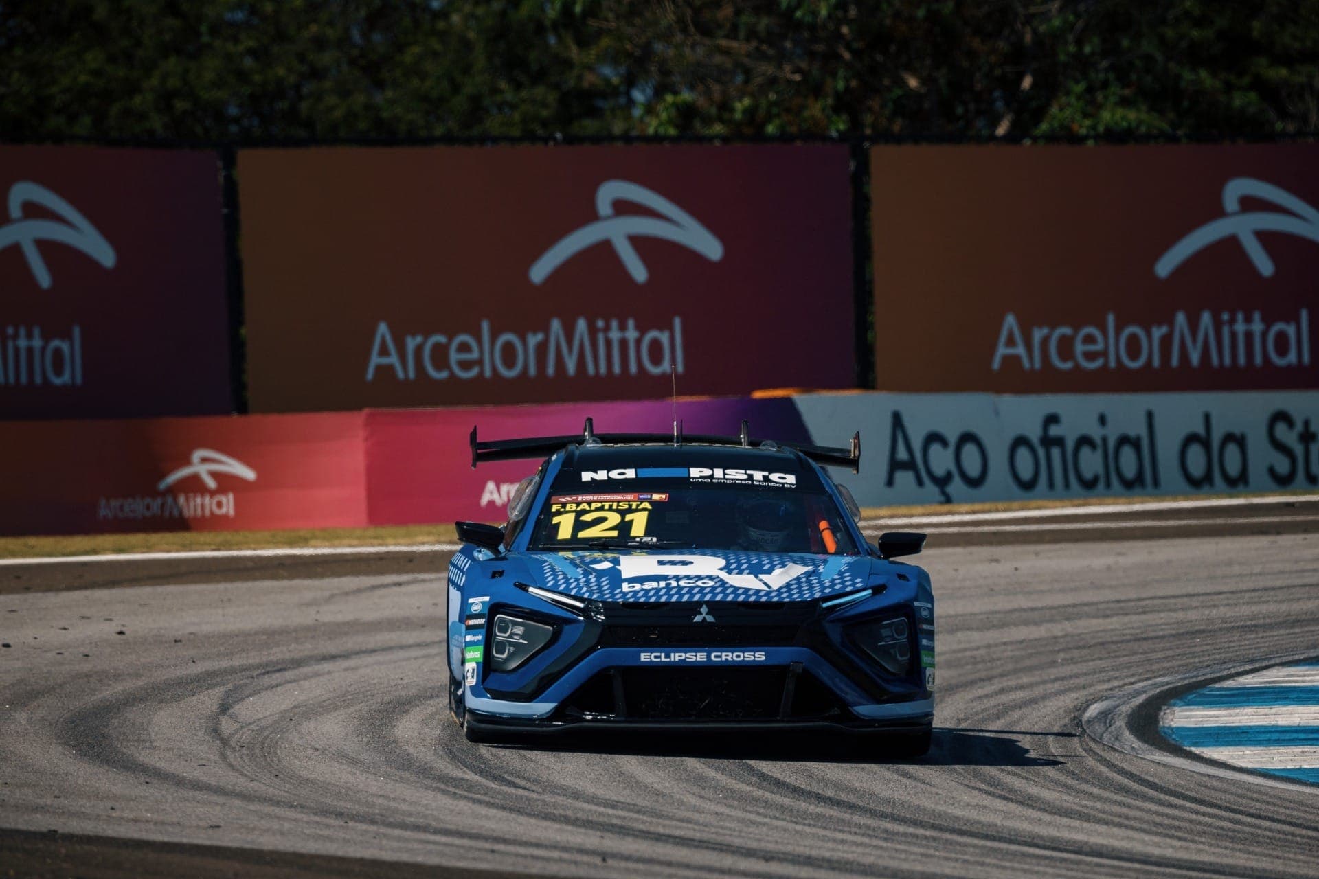 Felipe Baptista vence corrida sprint da Stock Car em Santa Cruz do Sul