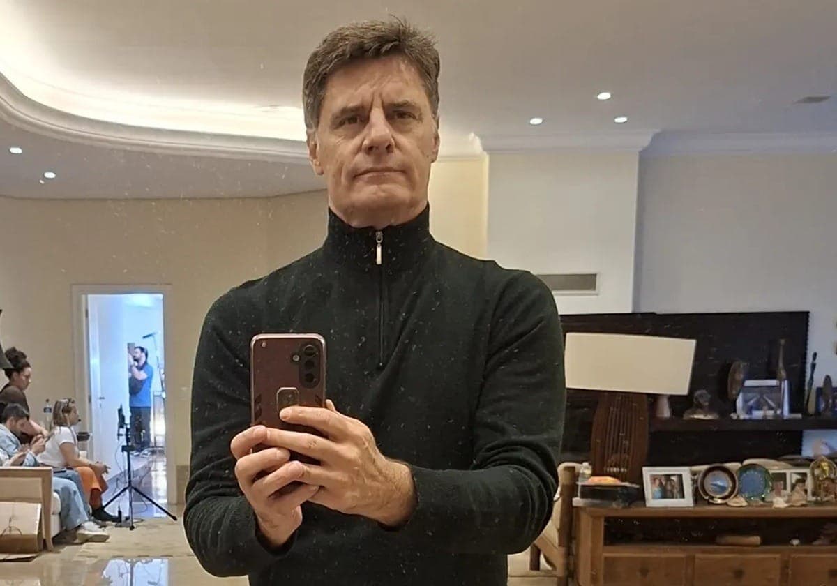 Renato Scarpin viveu o arquiteto Jean Miguel em 'Avenida Brasil'