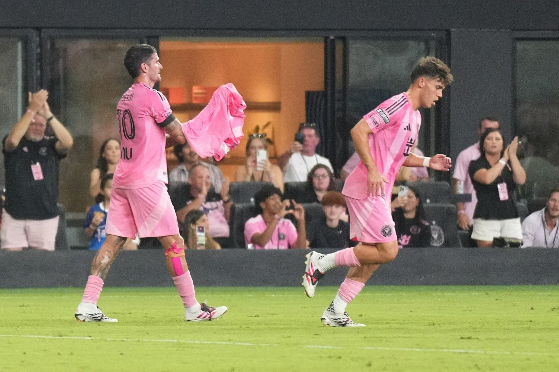 De Paulo marcou pelo Miami FC e homenageou o pai de Messi