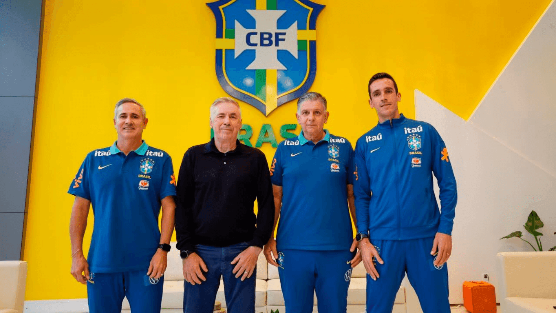 Patetuci (Sub-17), Ancelotti (Principal), Dalla Déa (Sub-15) e Paulo Victor (Sub-20)