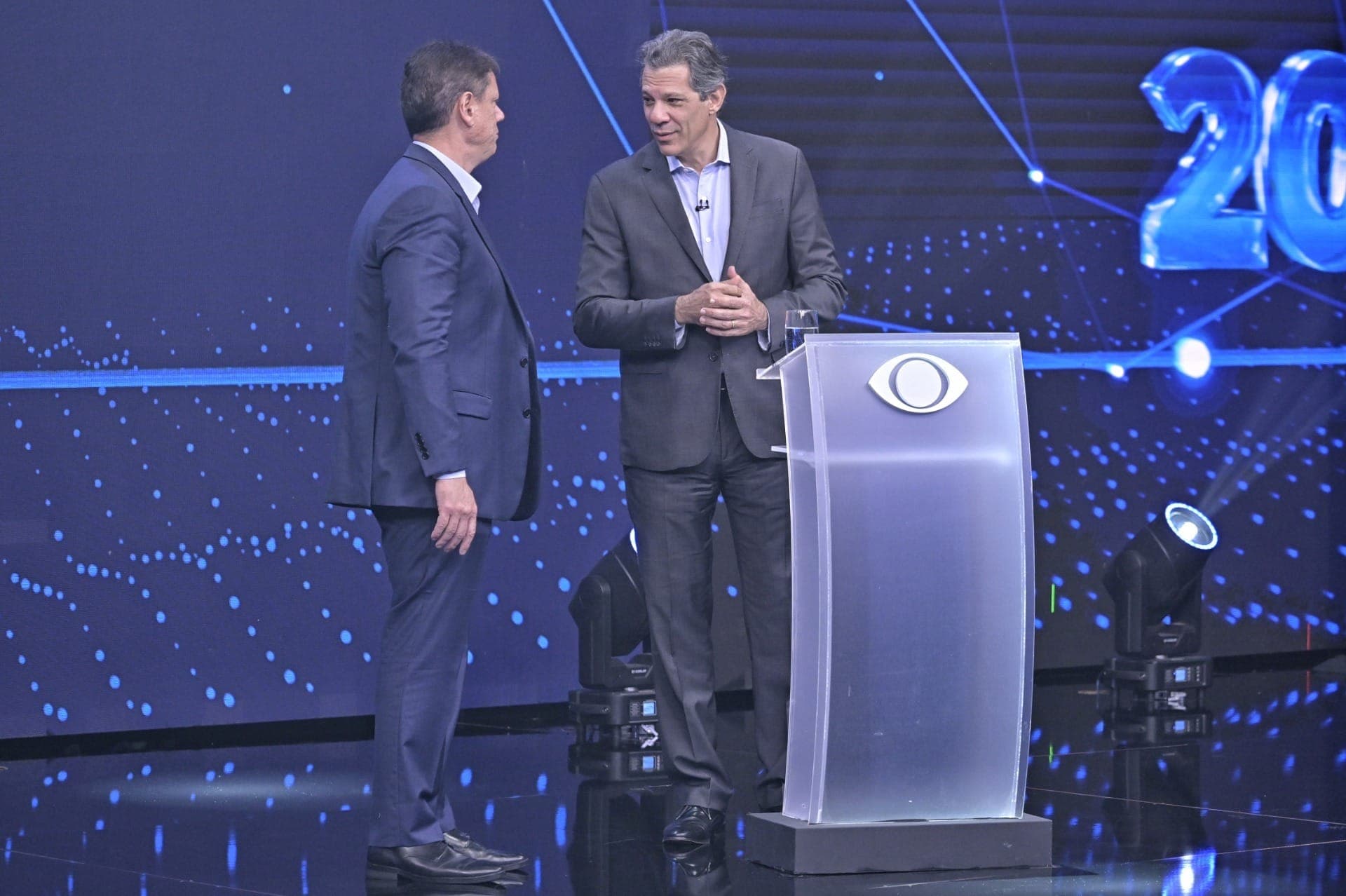 Tarcísio de Freitas e Fernando Haddad durante o debate ao governo de SP