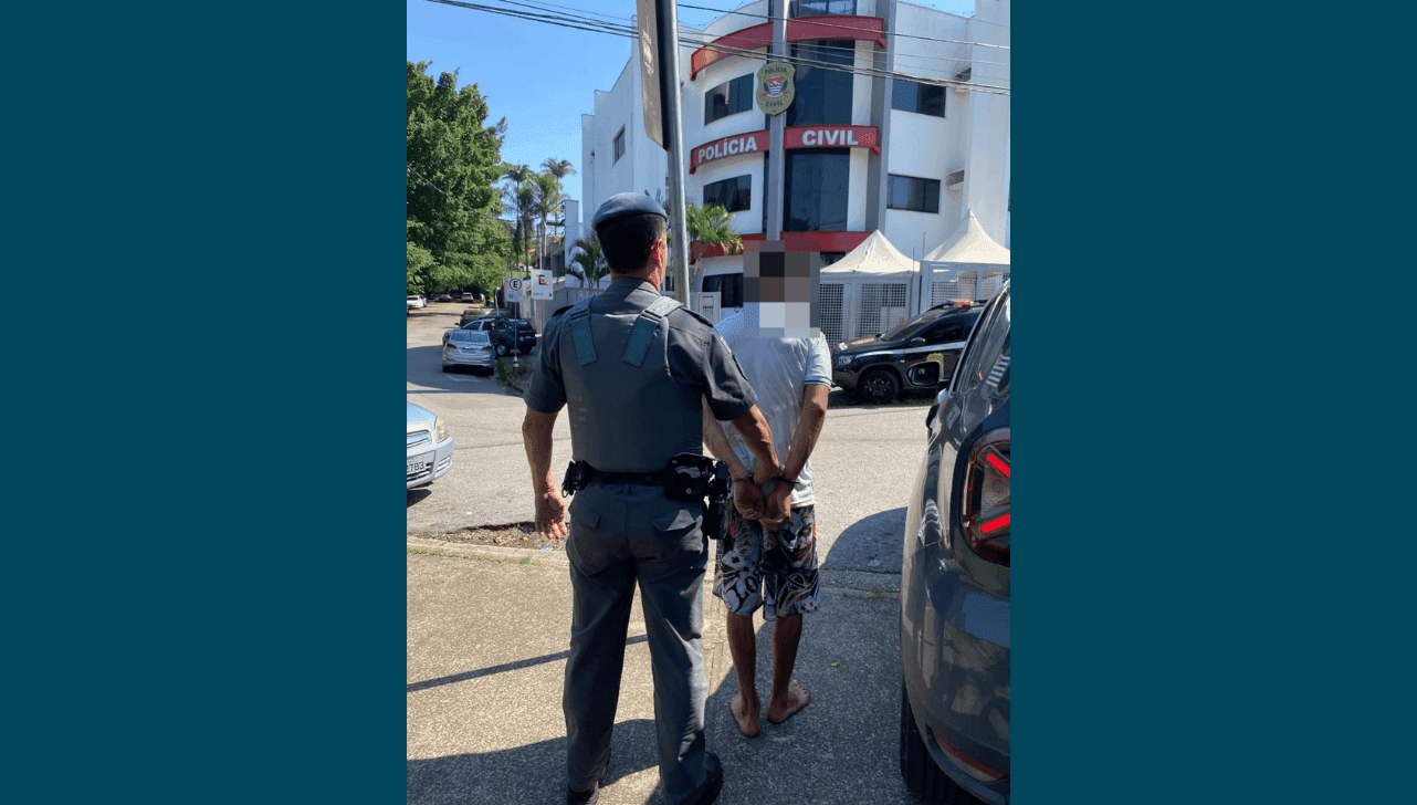 Suspeito foi preso após tentar fugir de policiais militares