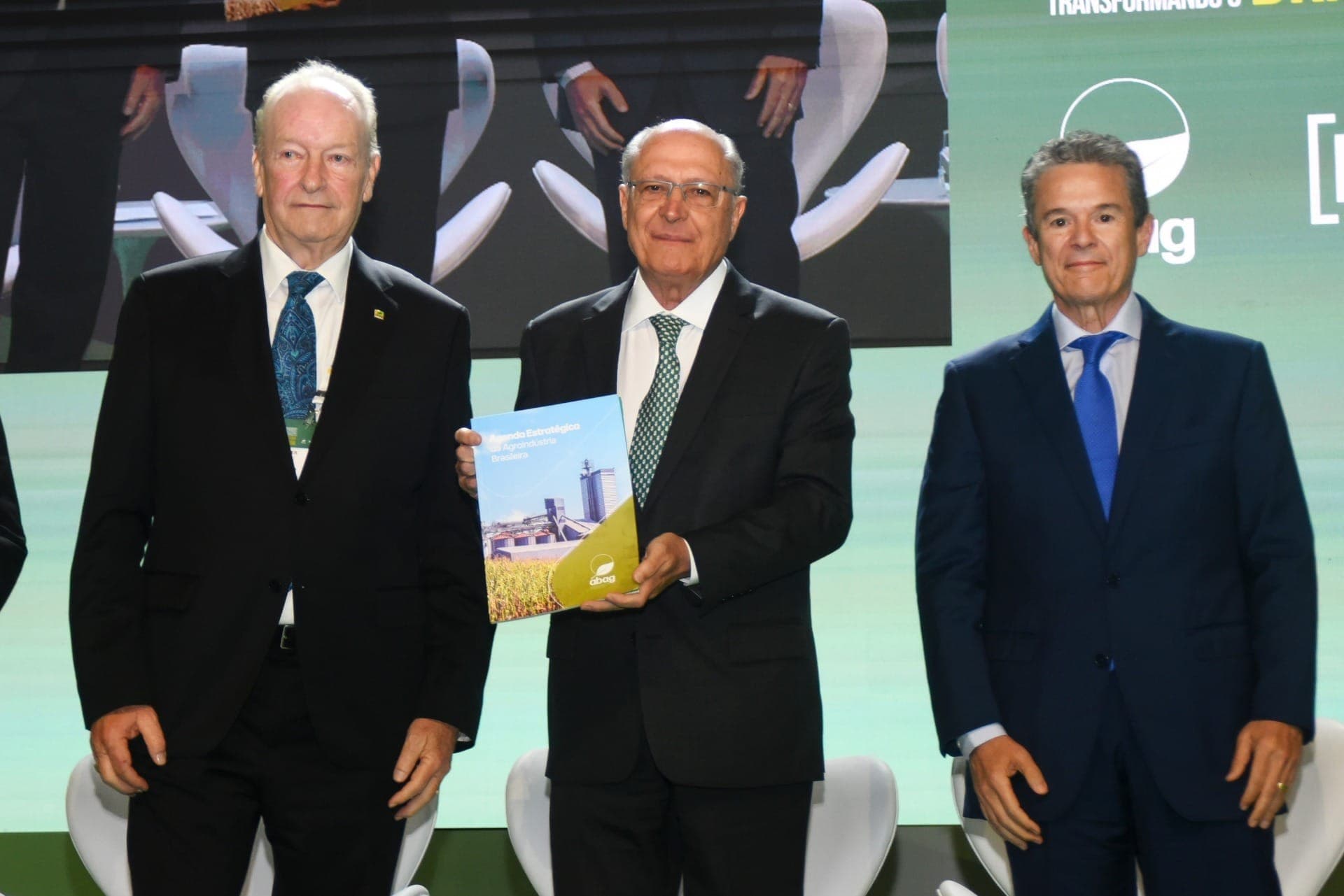 Vice-presidente Geraldo Alckmin participa do Congresso Nacional do Agronegócio