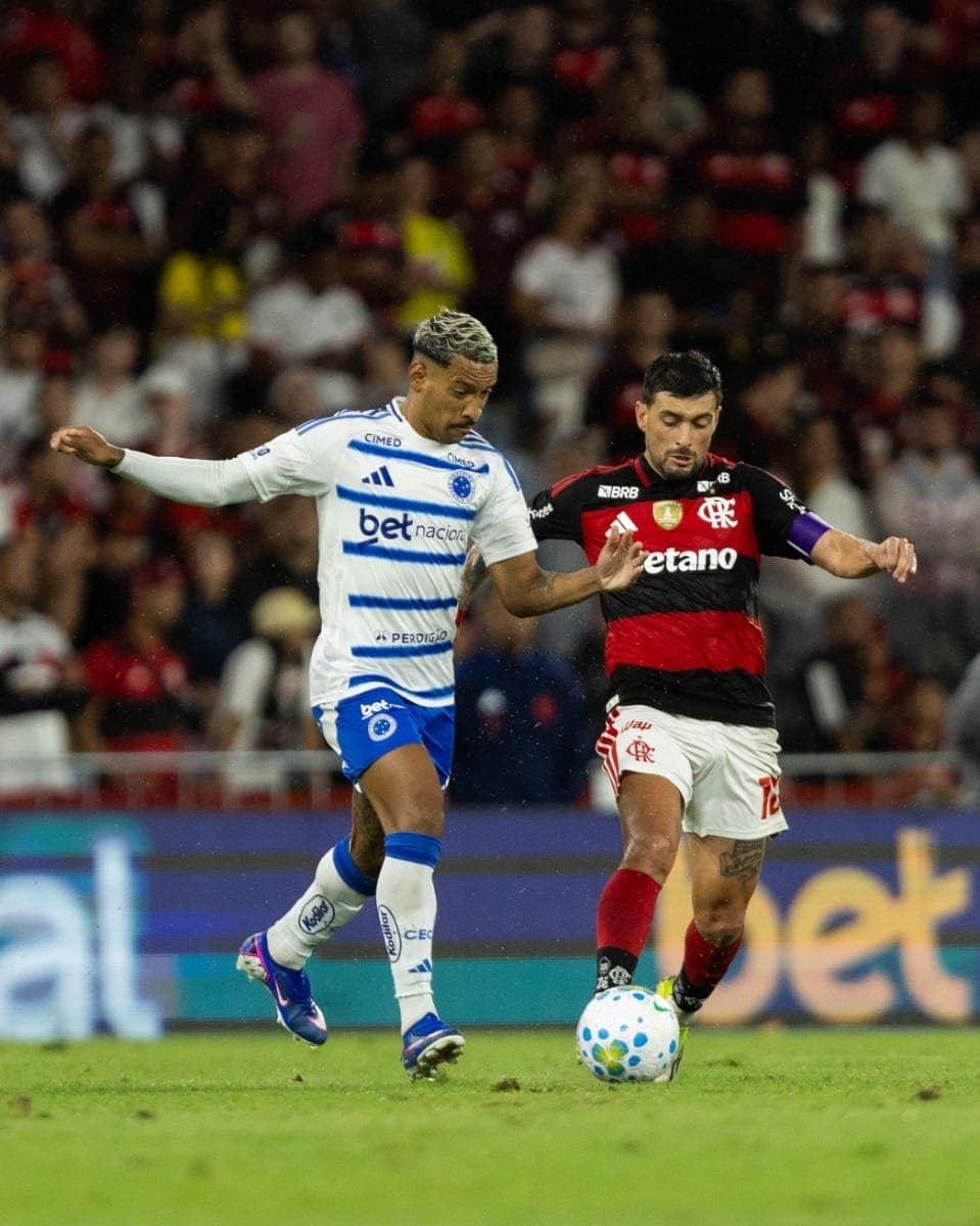Cruzeiro e Flamengo se enfrentam pela Libertadores