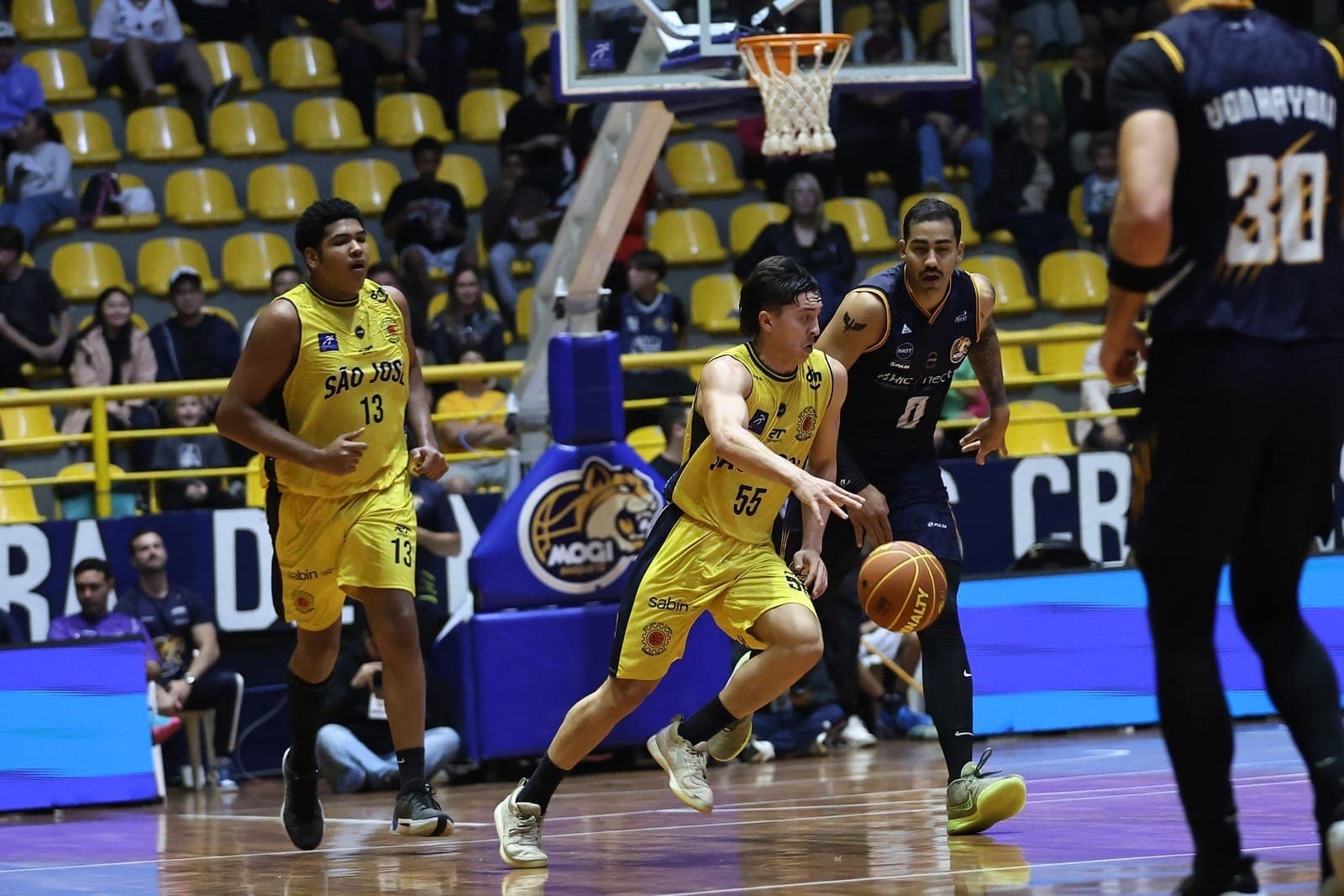 No clássico do interior, São José Basketball sofre derrota centenária