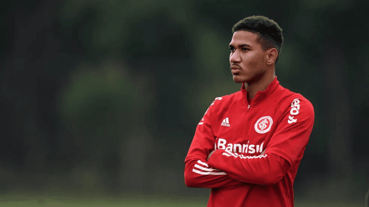 Zé Gabriel, pelo Internacional