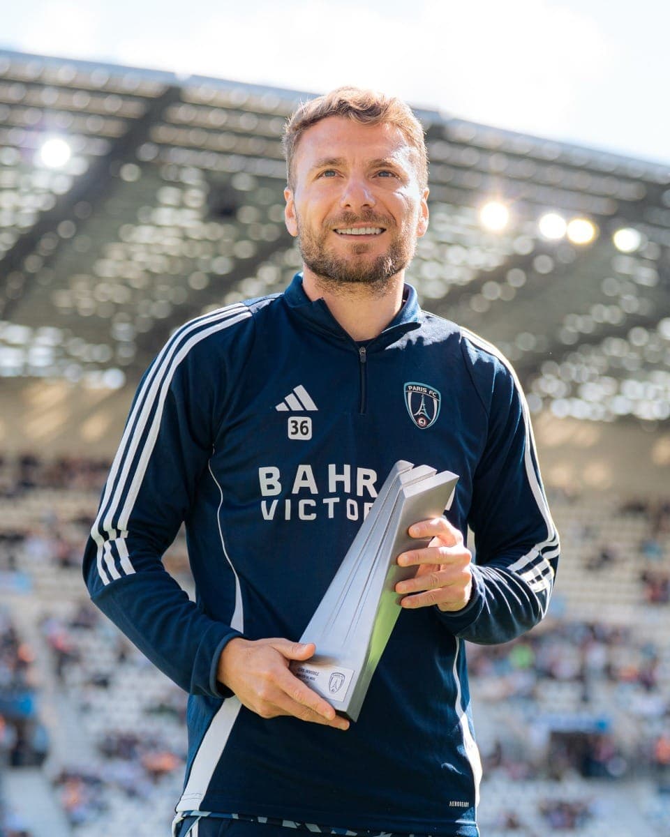 Immobile anuncia aposentadoria do futebol