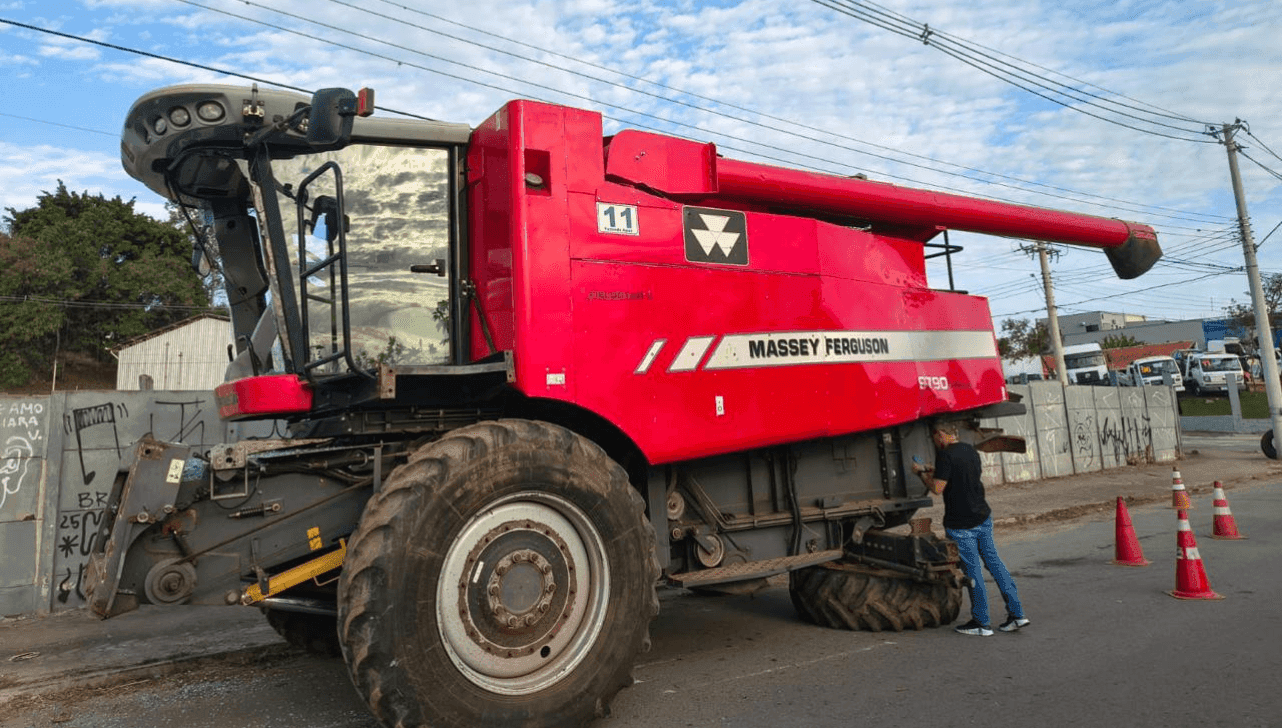 Máquina apreendida durante a ação