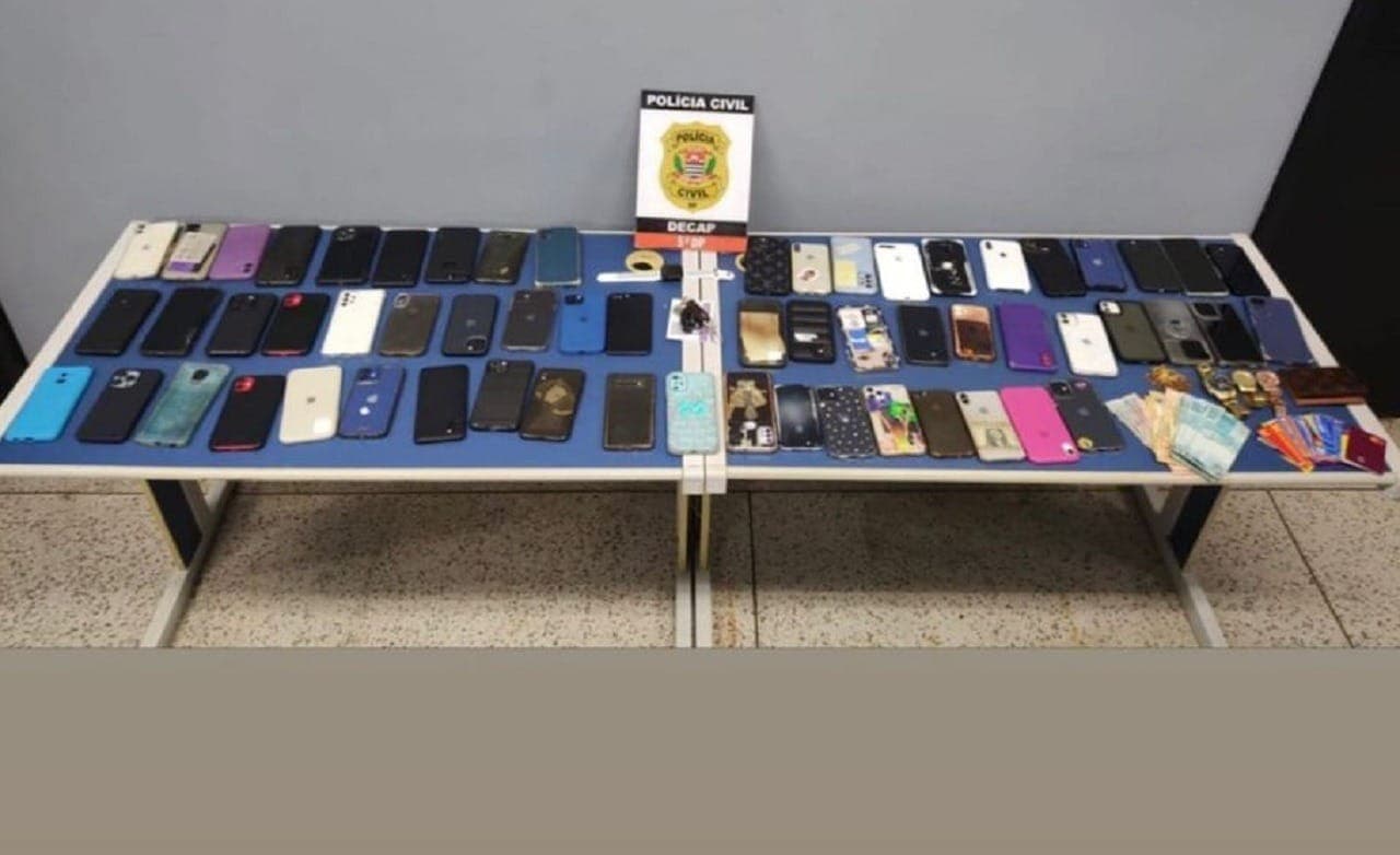 Celulares furtados em bloco de Carnaval são apreendidos pela Polícia Civil