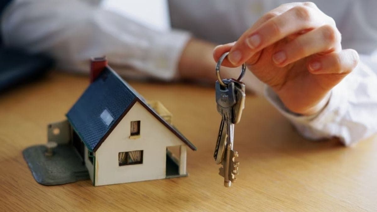 Casa dos sonhos tem três quartos e dois banheiros