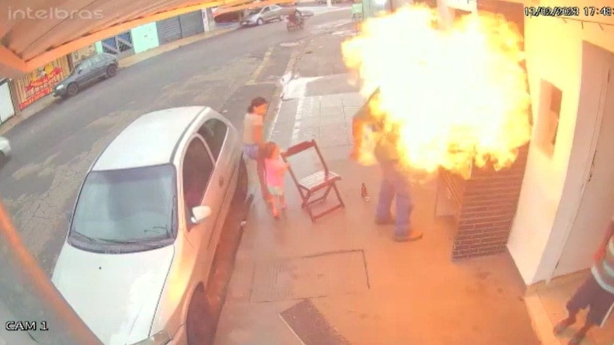 Homem causa explosão em churrasqueira em Sumaré (SP)
