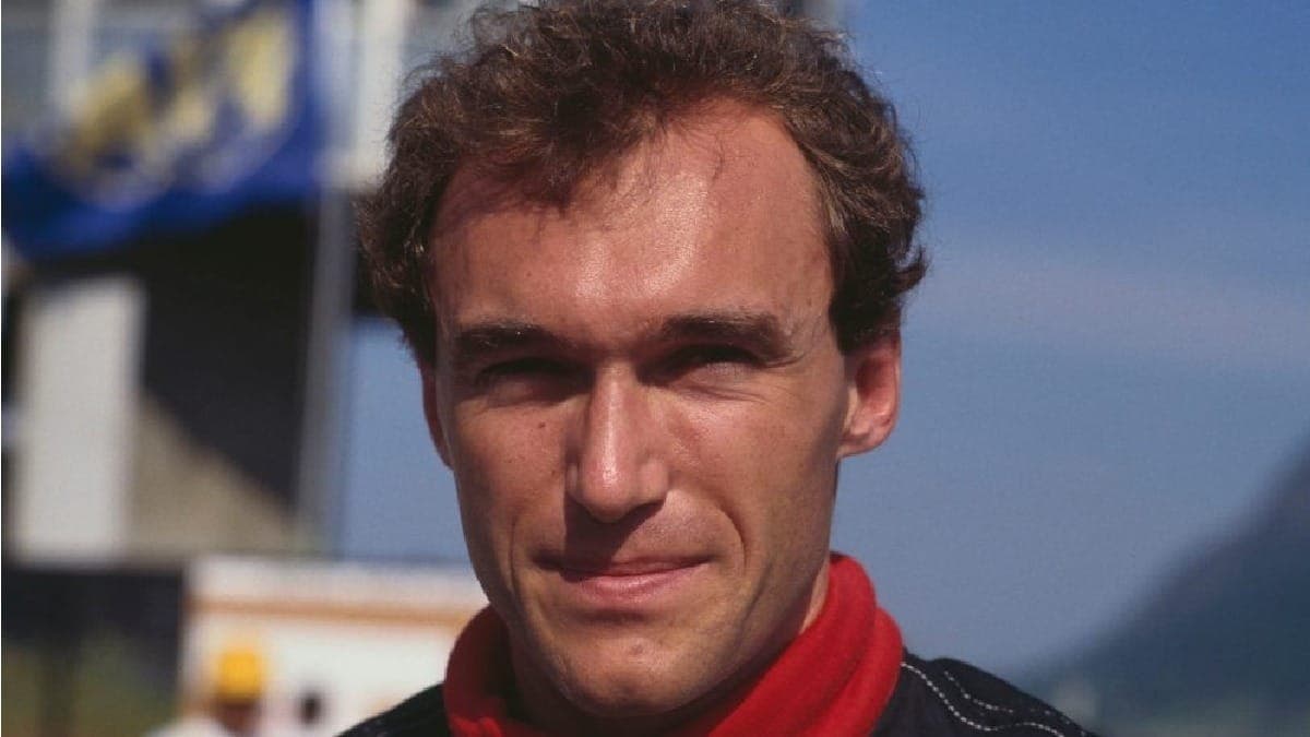 Philippe Streiff sofreu grave acidente no Rio de Janeiro em 1989